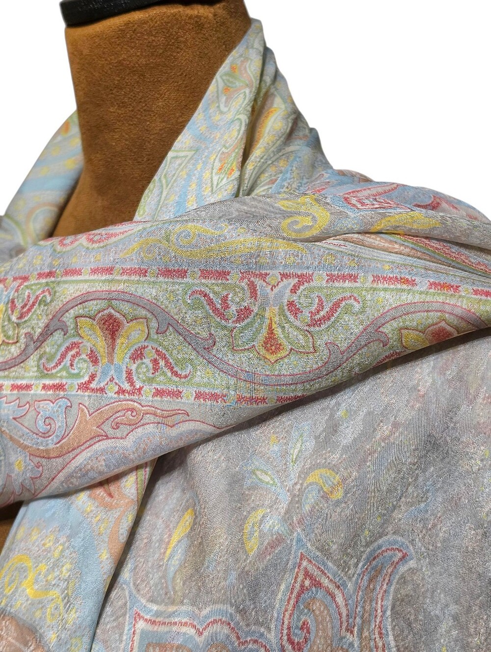 ETRO SCARF - Picture 3 of 15